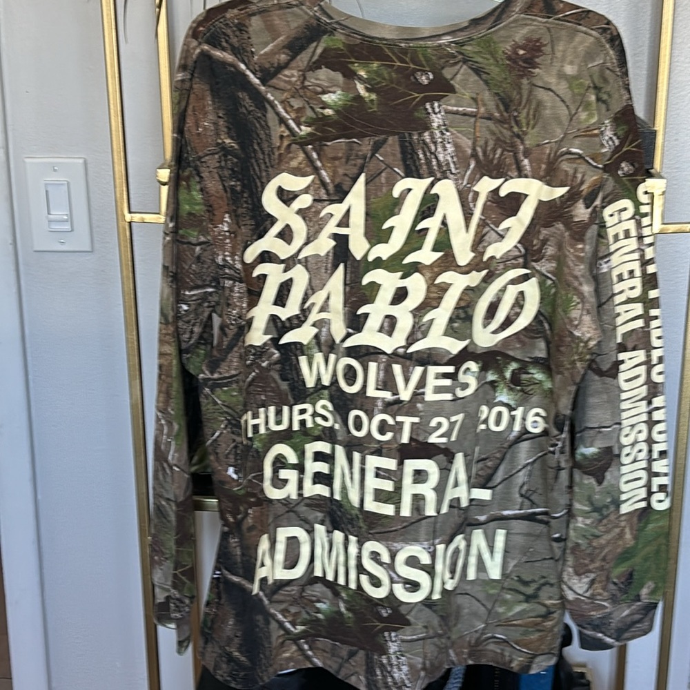 Kanye West Saint Pablo concert shirt